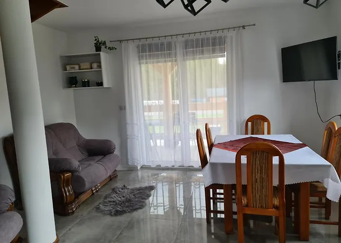Domek Pod Zlotym Groniem